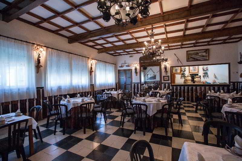Hotel Los Perales Puebla de Sanabria Exterior foto